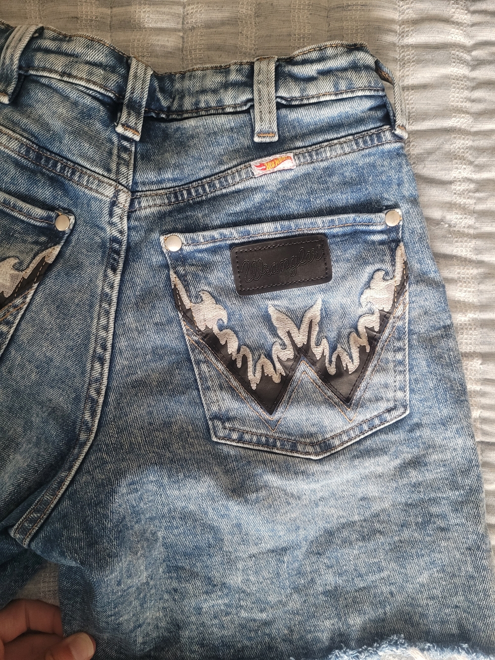 Wrangler Light Blue Denim Jeans with Hot Wheels Patch - Picture 4 of 4